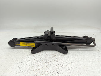 compare product 2005 Chevrolet Cavalier Spare Scissor Car Jack 1415620