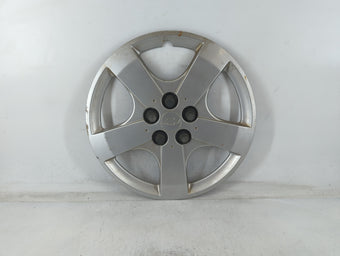 compare product 2005 Chevrolet Cavalier Rim Wheel Center Cap 680882