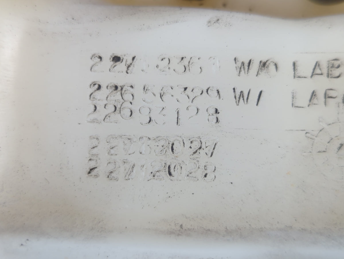 2002 Chevrolet Cavalier Radiator Coolant Overflow Expansion Tank Bottle 692675 - Oemusedautoparts1.com