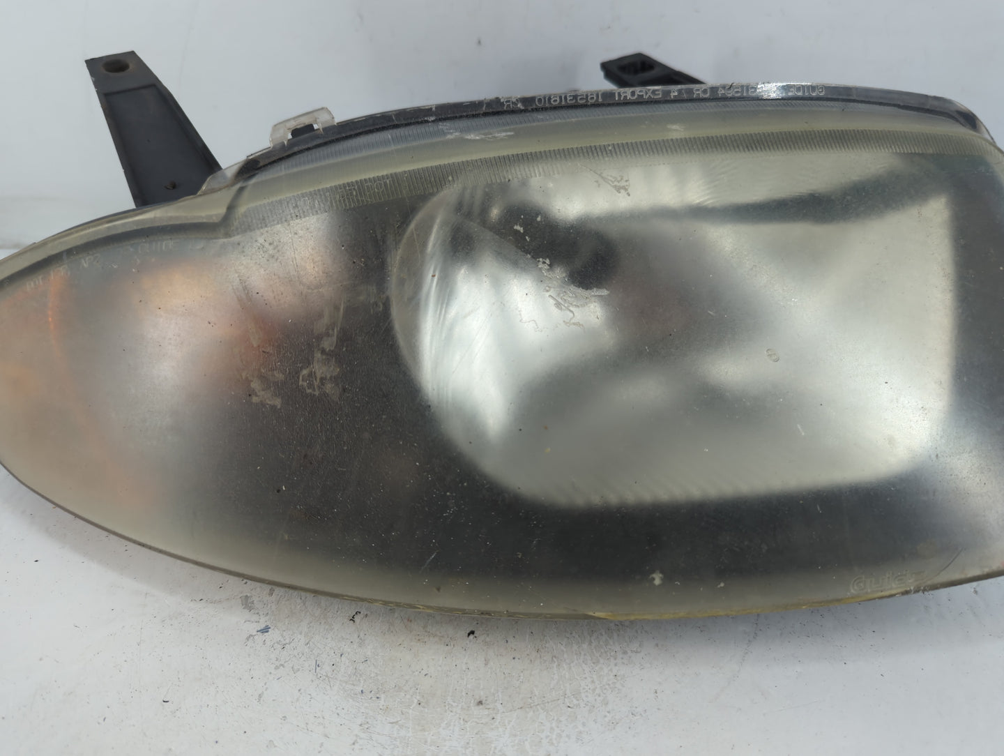 2003 Chevrolet Cavalier Passenger Right Oem Head Light Headlight Lamp - Oemusedautoparts1.com