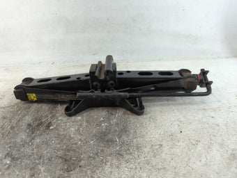 compare product 2005 Chevrolet Cavalier Spare Scissor Car Jack