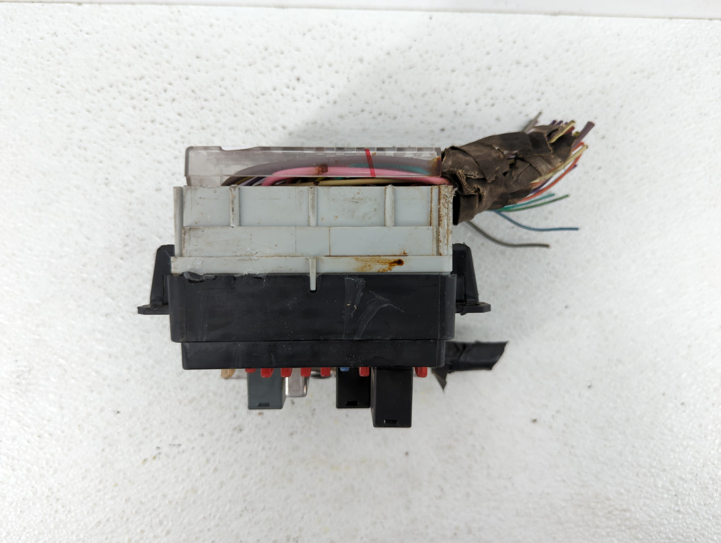 2005 Chevrolet Classic Fusebox Fuse Box Panel Relay Module P/N:10372892 Fits OEM Used Auto Parts - Oemusedautoparts1.com