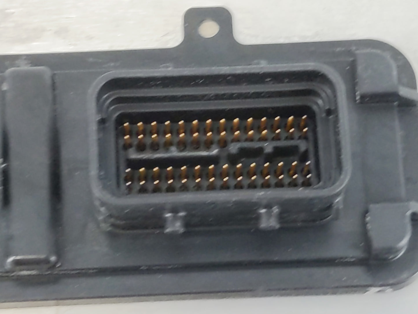 2005-2006 Chevrolet Cobalt PCM Engine Control Computer ECU ECM PCU OEM P/N:12597328 Fits Fits 2005 2006 OEM Used Auto Parts 