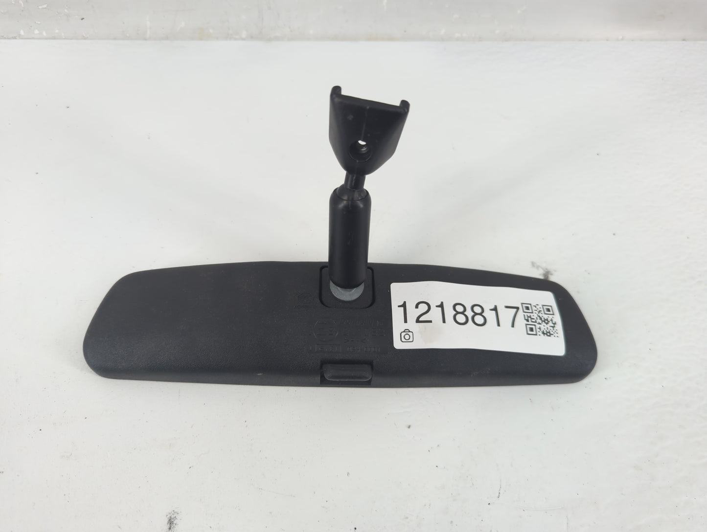 2005 Chevrolet Cobalt Interior Rear View Mirror Replacement OEM P/N:E8011083 Fits OEM Used Auto Parts - Oemusedautoparts1.co
