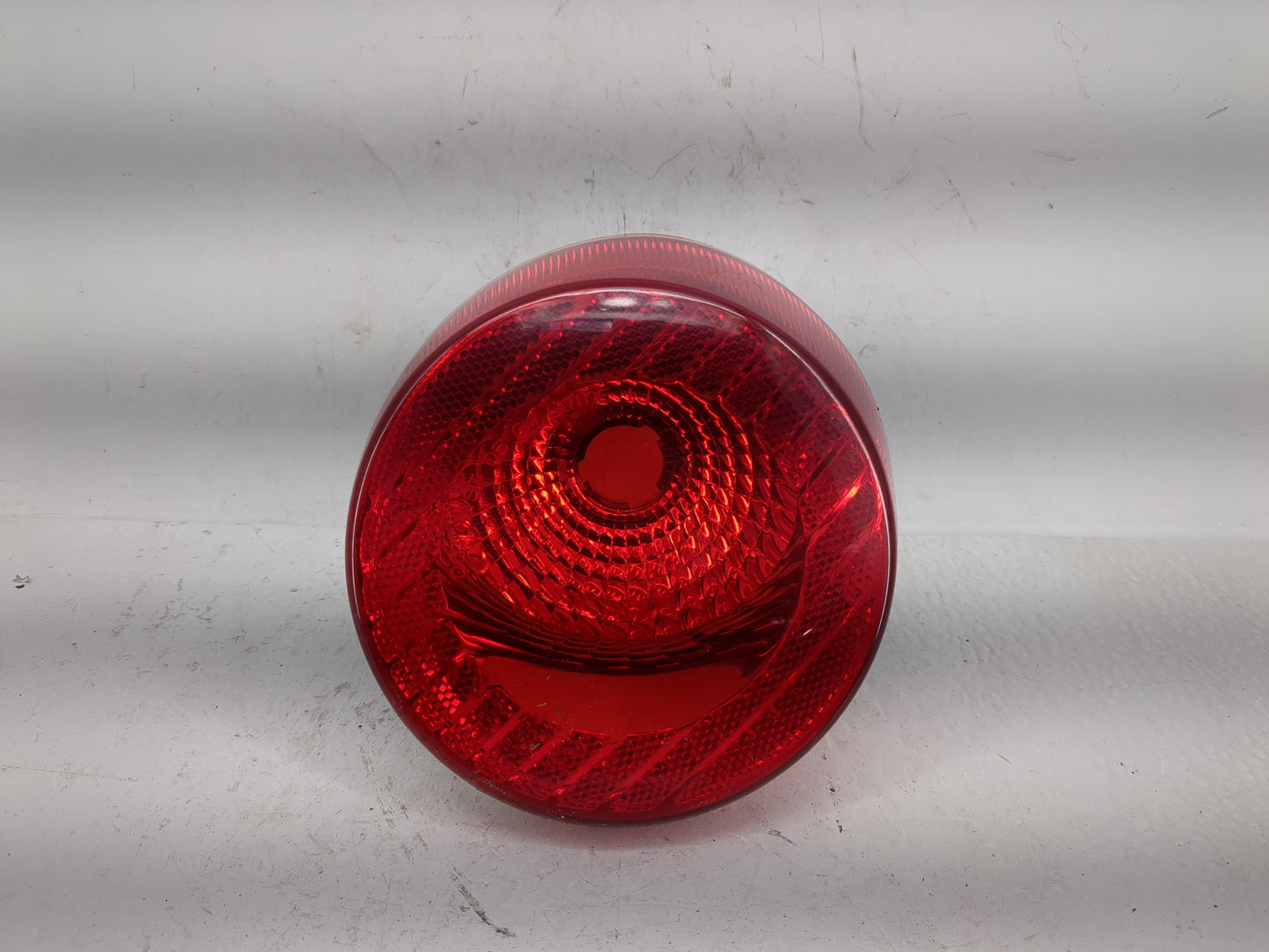 2005-2010 Chevrolet Cobalt Tail Light Assembly Passenger Right OEM P/N:16532532 Fits Fits 2005 2006 2007 2008 2009 2010 OEM 