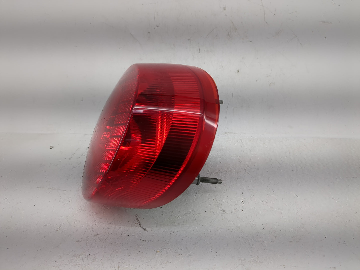 2005-2010 Chevrolet Cobalt Tail Light Assembly Passenger Right OEM P/N:16532532 Fits Fits 2005 2006 2007 2008 2009 2010 OEM 