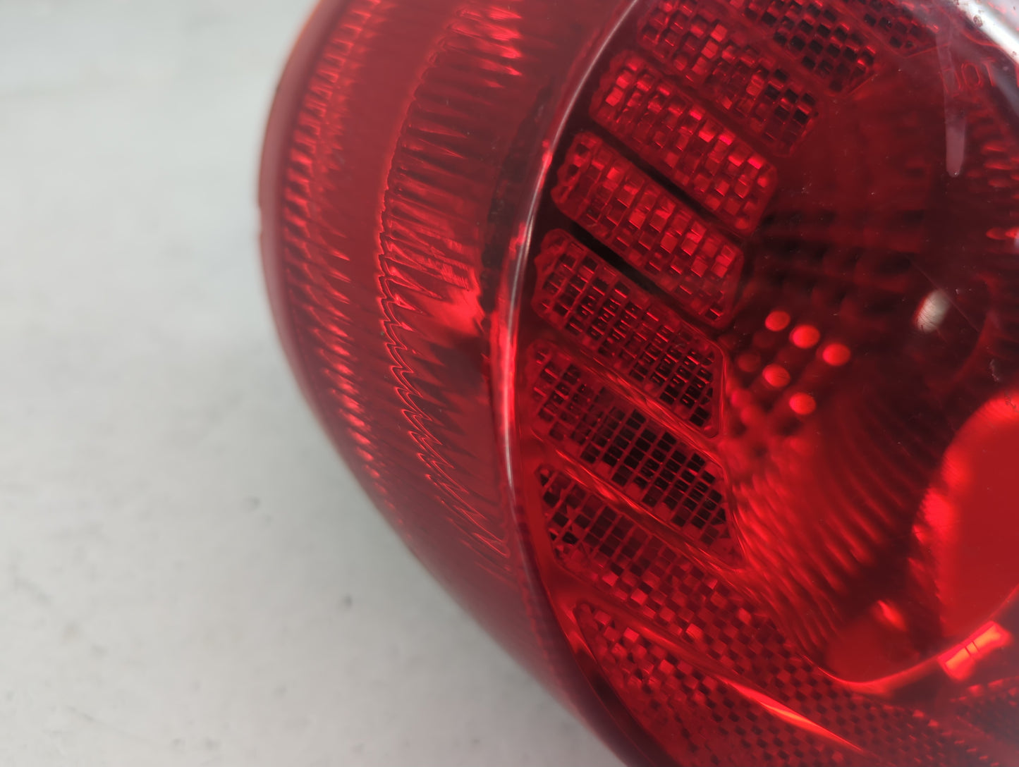 2005-2010 Chevrolet Cobalt Tail Light Assembly Driver Left OEM P/N:16532531 A Fits Fits 2005 2006 2007 2008 2009 2010 OEM Us
