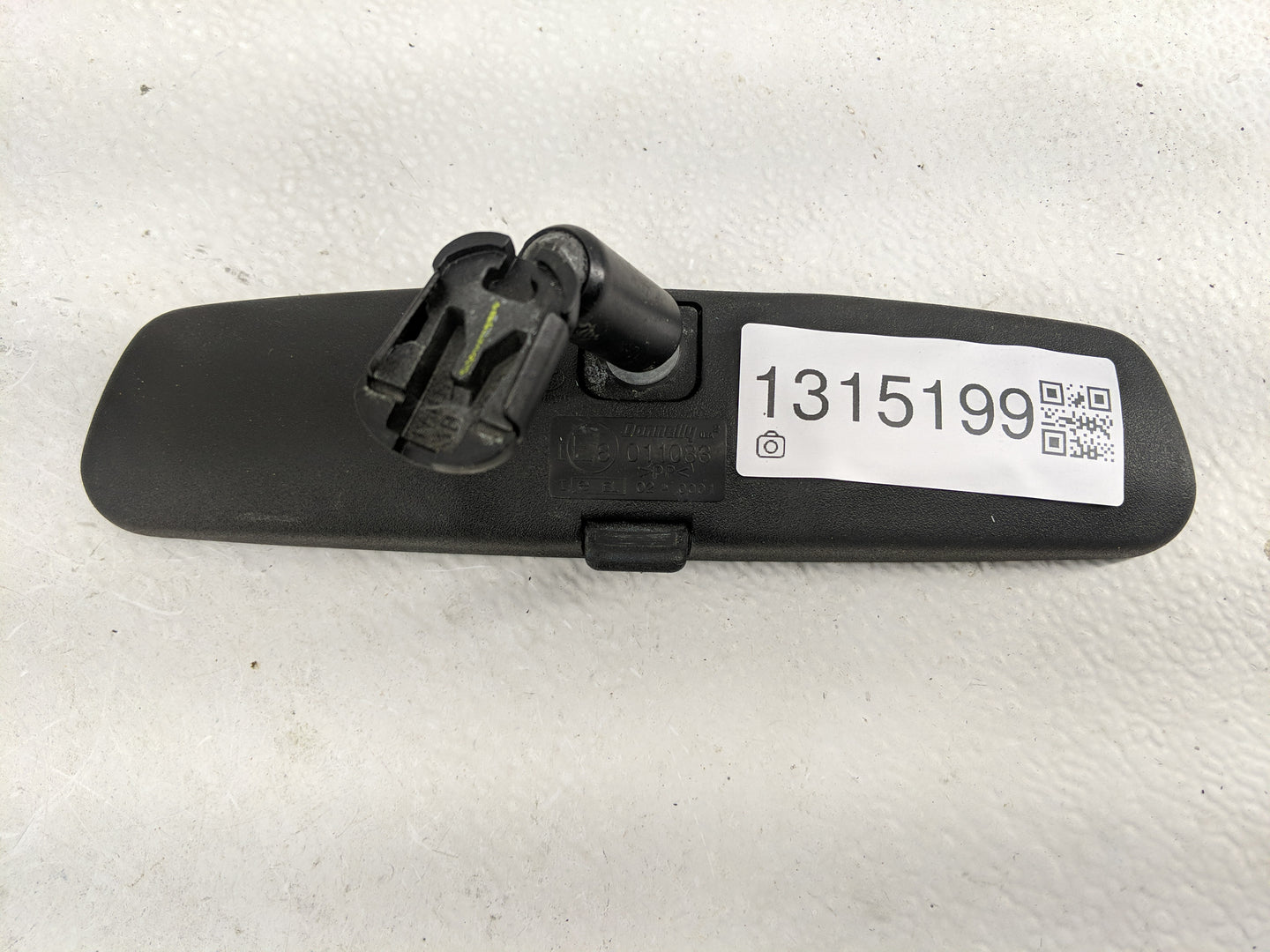 2005-2006 Chevrolet Cobalt Interior Rear View Mirror Replacement OEM P/N:267-00182 Fits Fits 2005 2006 OEM Used Auto Parts -
