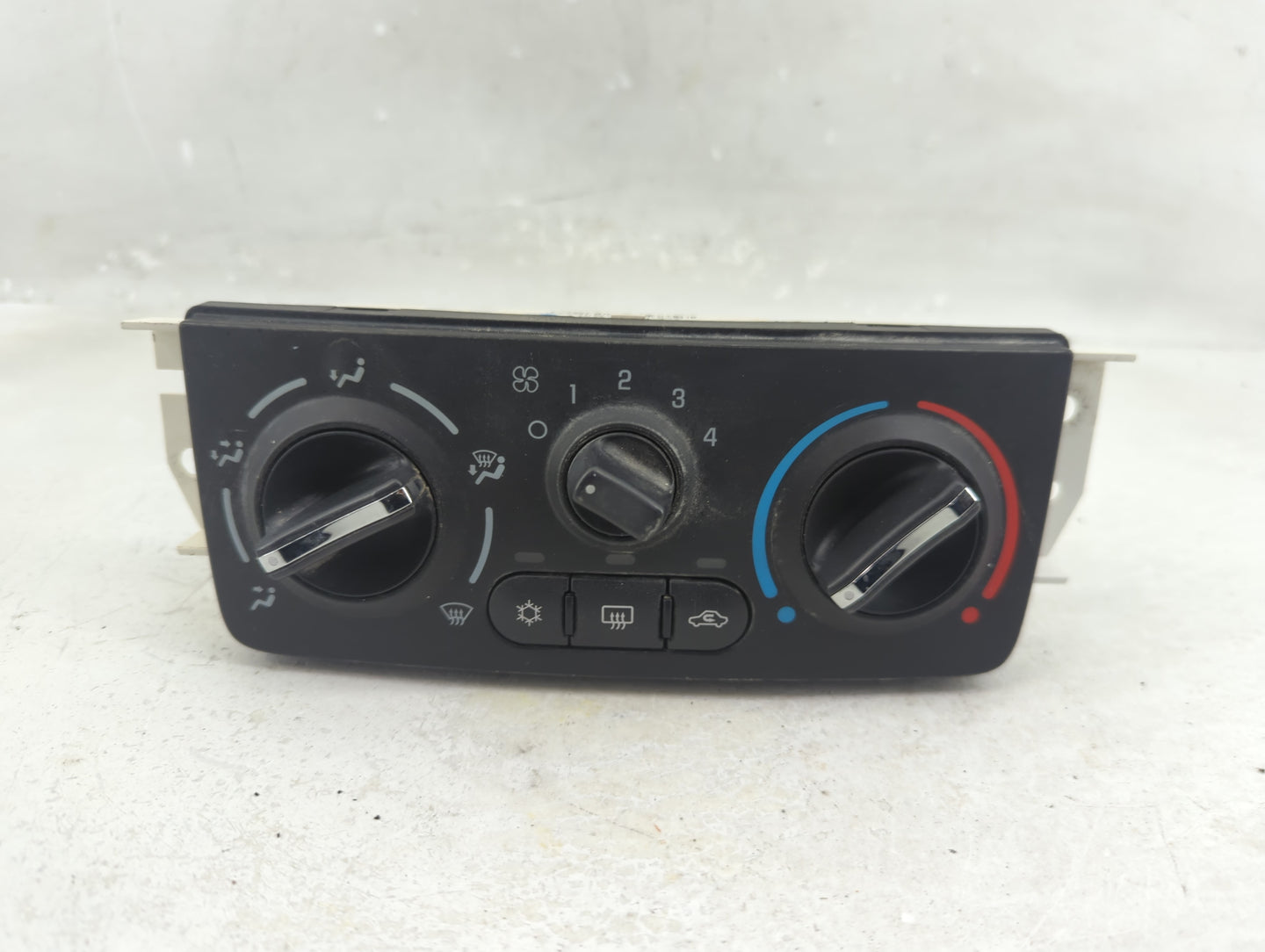 2005-2010 Chevrolet Cobalt Climate Control Module Temperature AC/Heater Replacement P/N:15890411 Fits OEM Used Auto Parts - 