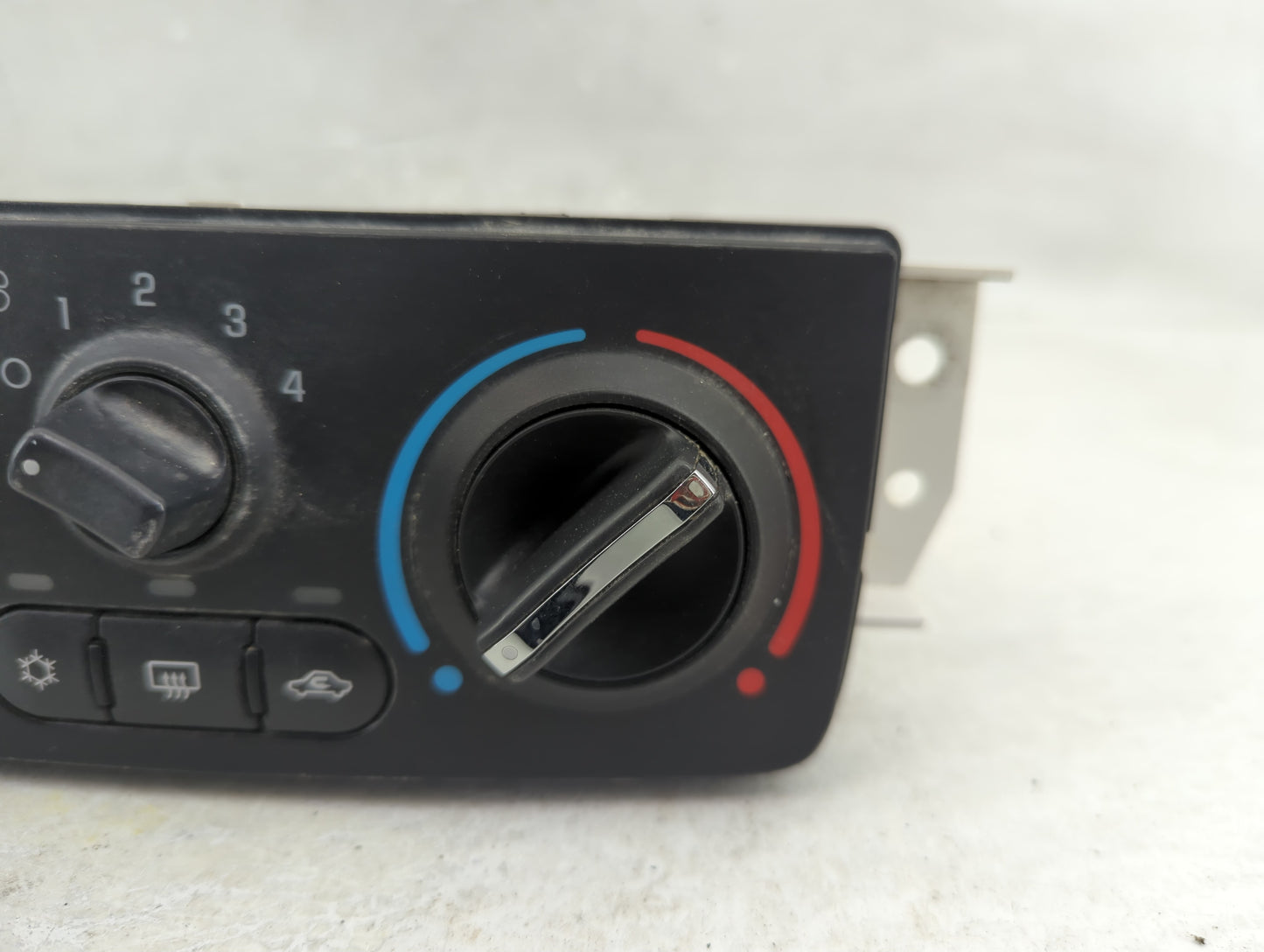 2005-2010 Chevrolet Cobalt Climate Control Module Temperature AC/Heater Replacement P/N:15890411 Fits OEM Used Auto Parts - 