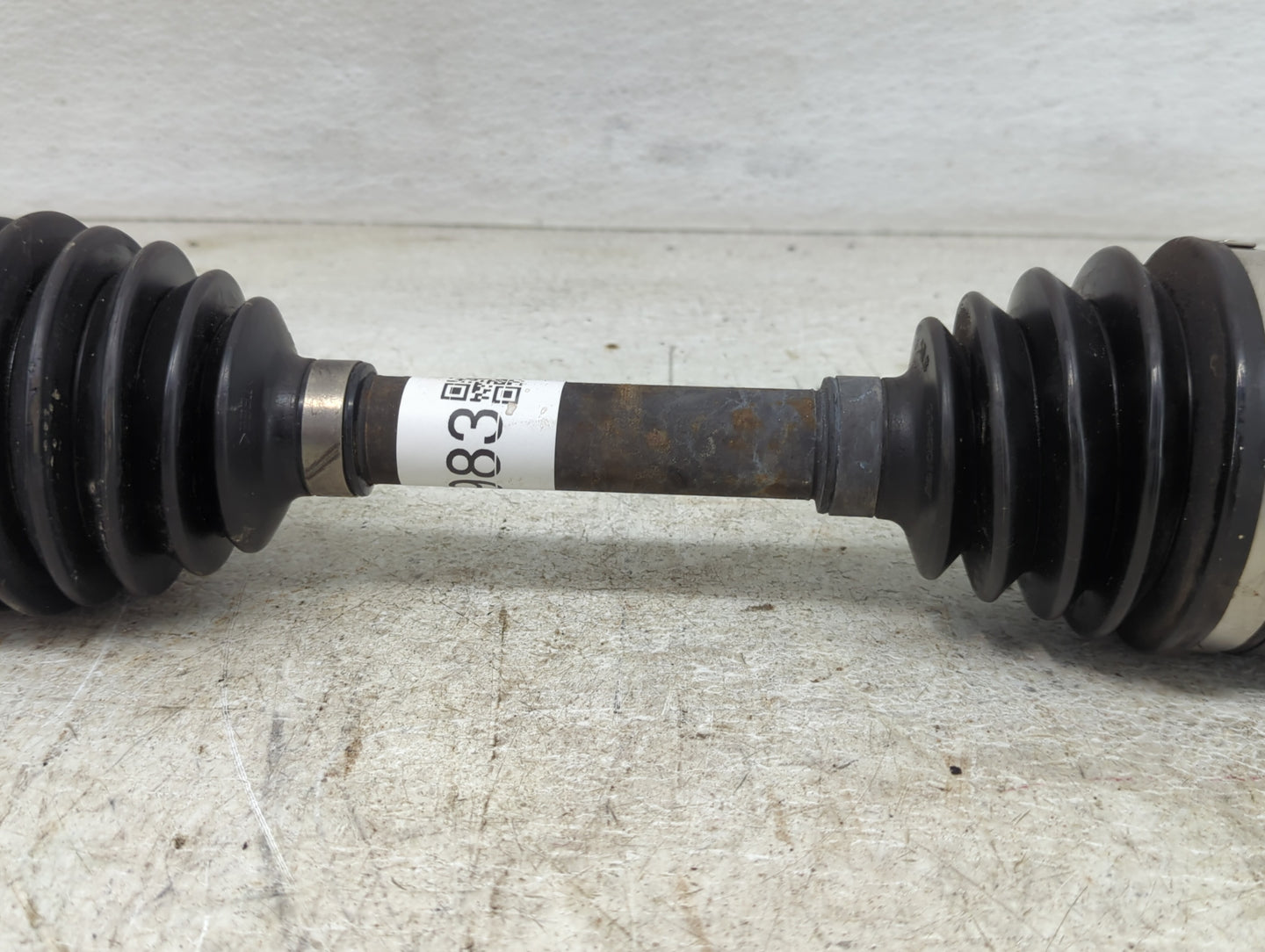 2005-2010 Chevrolet Cobalt Axle Shaft Front Driver Cv C/v - Oemusedautoparts1.com