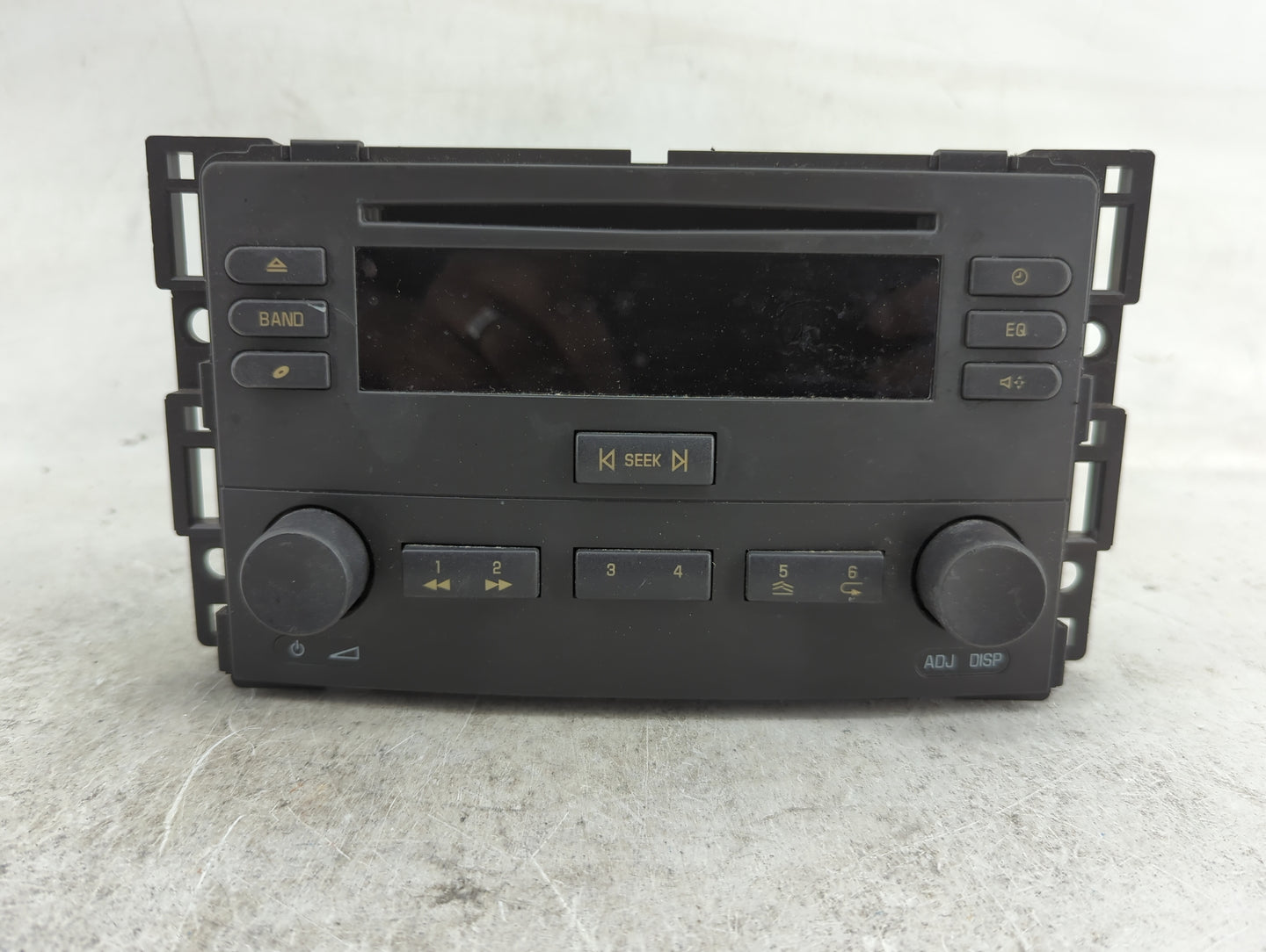 2005-2006 Chevrolet Cobalt Radio AM FM Cd Player Receiver Replacement P/N:15278465 Fits Fits 2005 2006 OEM Used Auto Parts -