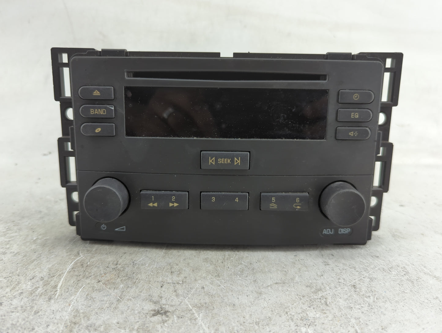 2005-2006 Chevrolet Cobalt Radio AM FM Cd Player Receiver Replacement P/N:15278465 Fits Fits 2005 2006 OEM Used Auto Parts -