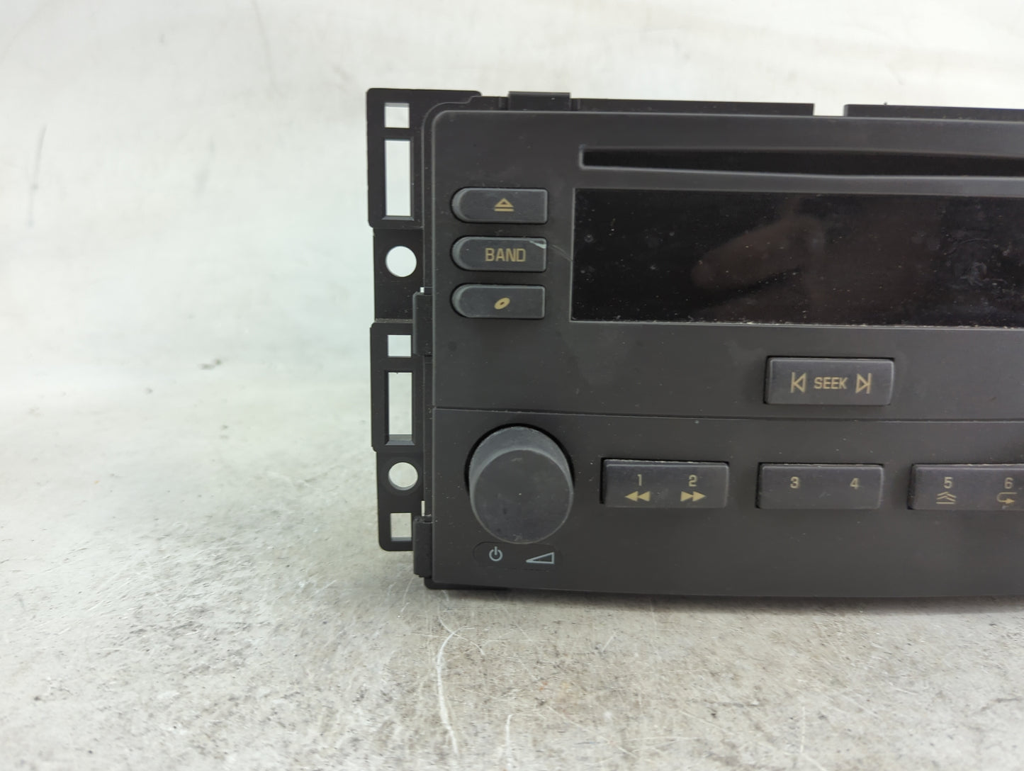 2005-2006 Chevrolet Cobalt Radio AM FM Cd Player Receiver Replacement P/N:15278465 Fits Fits 2005 2006 OEM Used Auto Parts -