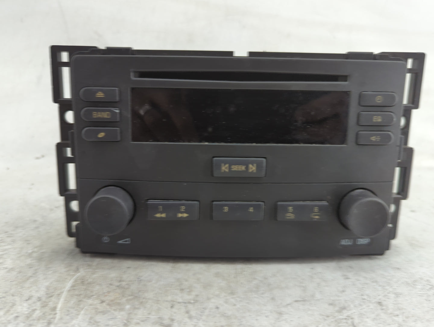 2005-2006 Chevrolet Cobalt Radio AM FM Cd Player Receiver Replacement P/N:15278465 Fits Fits 2005 2006 OEM Used Auto Parts -