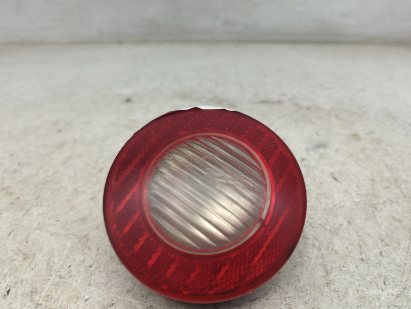 2005-2010 Chevrolet Cobalt Tail Light Assembly Passenger Right OEM P/N:15874975 Fits Fits 2005 2006 2007 2008 2009 2010 OEM 