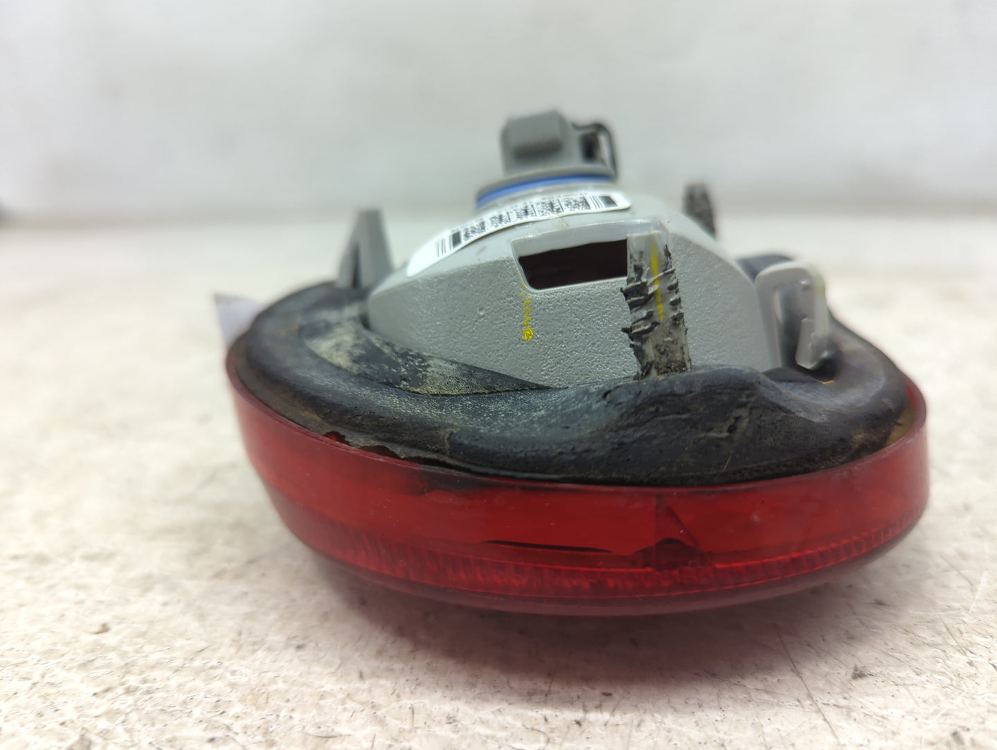 2005-2010 Chevrolet Cobalt Tail Light Assembly Passenger Right OEM P/N:15874975 Fits Fits 2005 2006 2007 2008 2009 2010 OEM 