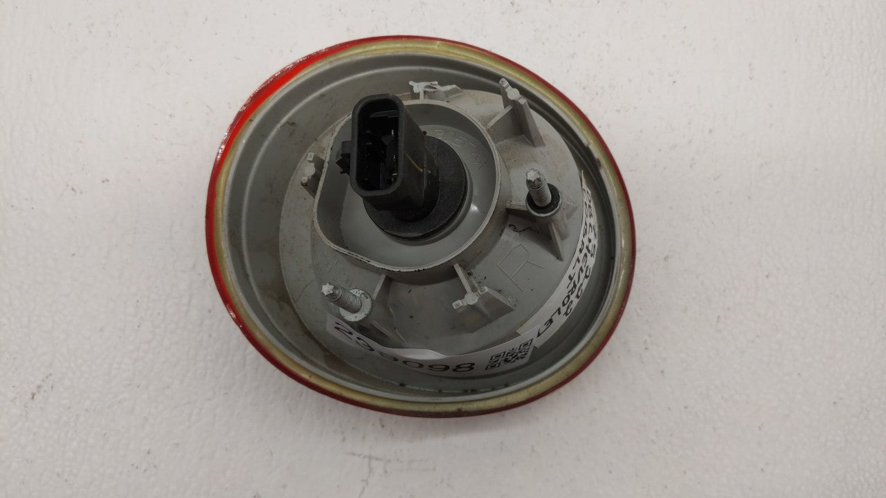 2005-2010 Chevrolet Cobalt Tail Light Assembly Passenger Right OEM P/N:16532532 A 15271525 Fits Fits 2005 2006 2007 2008 200