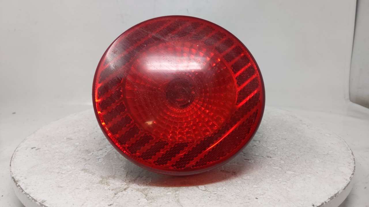 2005-2010 Chevrolet Cobalt Tail Light Assembly Passenger Right OEM Fits Fits 2005 2006 2007 2008 2009 2010 OEM Used Auto Par