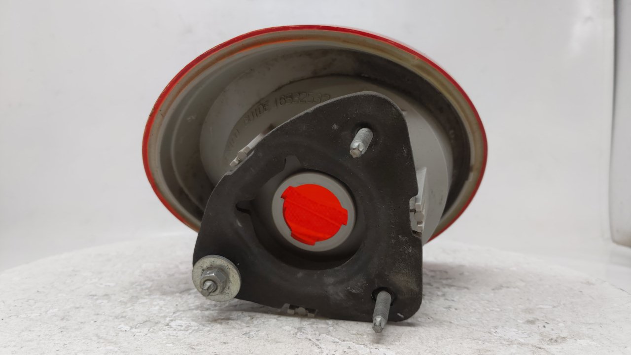 2005-2010 Chevrolet Cobalt Tail Light Assembly Passenger Right OEM Fits Fits 2005 2006 2007 2008 2009 2010 OEM Used Auto Par