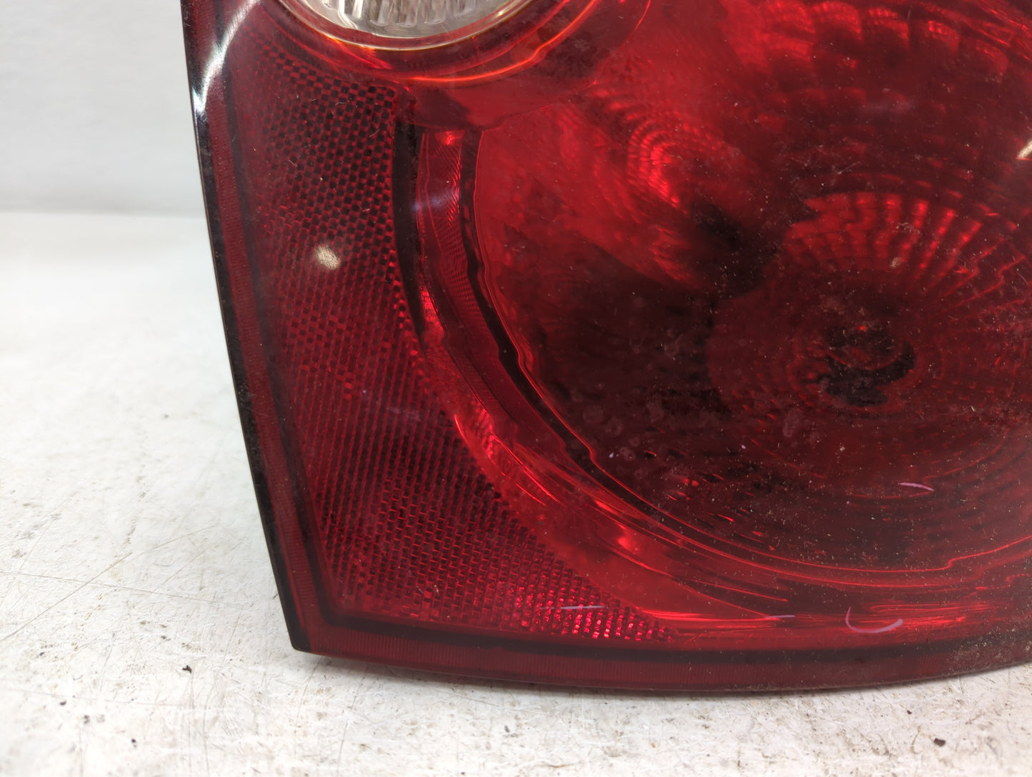 2005-2010 Chevrolet Cobalt Tail Light Assembly Driver Left OEM P/N:15219384 Fits Fits 2005 2006 2007 2008 2009 2010 OEM Used