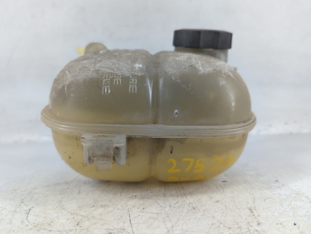 2005 Chevrolet Cobalt Radiator Coolant Overflow Expansion Tank Bottle 743244 - Oemusedautoparts1.com