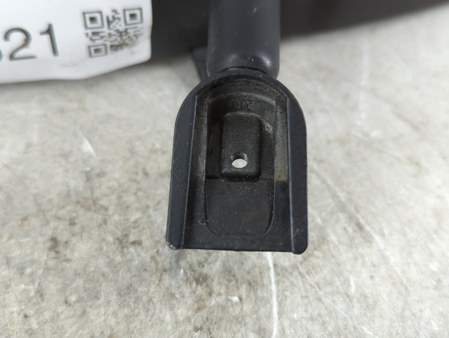 2005-2010 Chevrolet Cobalt Interior Rear View Mirror Replacement OEM P/N:>PP< IE8 011083 Fits OEM Used Auto Parts - Oemuseda