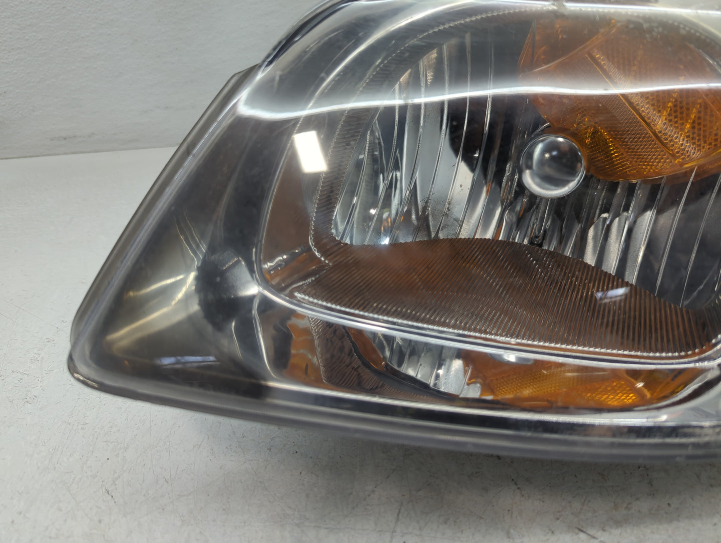 2005-2008 Chevrolet Cobalt Driver Left Oem Head Light Headlight Lamp - Oemusedautoparts1.com