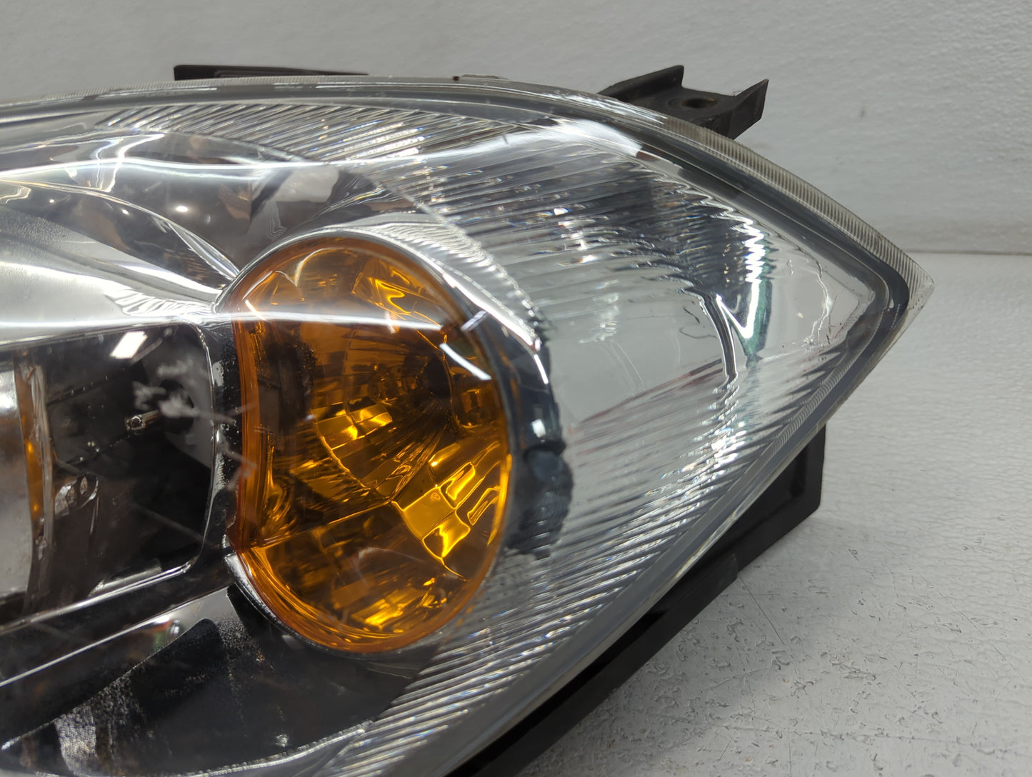 2005-2008 Chevrolet Cobalt Driver Left Oem Head Light Headlight Lamp - Oemusedautoparts1.com