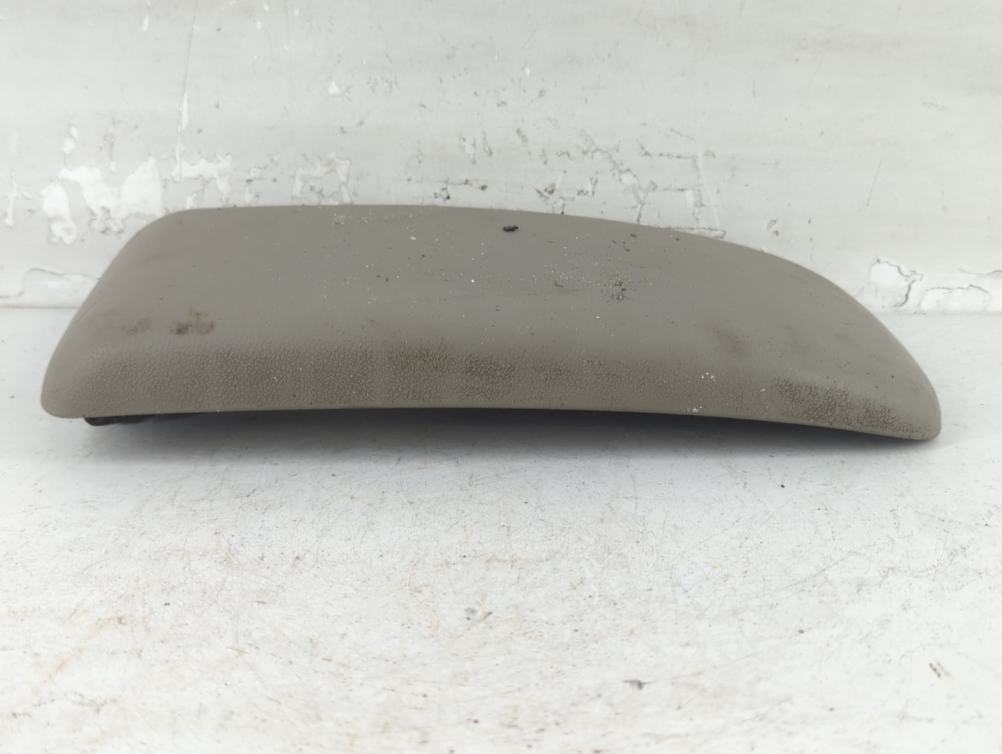 2005 Chevrolet Cobalt Center Console Armrest Cover Lid Fits OEM Used Auto Parts - Oemusedautoparts1.com