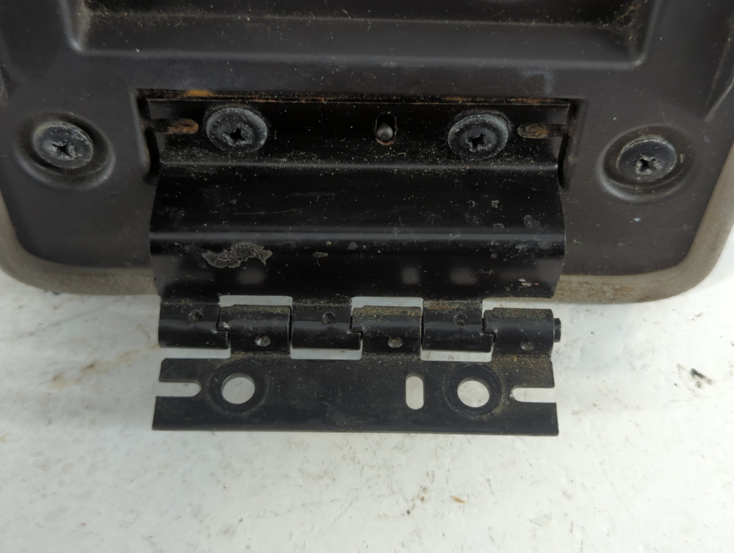 2005 Chevrolet Cobalt Center Console Armrest Cover Lid Fits OEM Used Auto Parts - Oemusedautoparts1.com