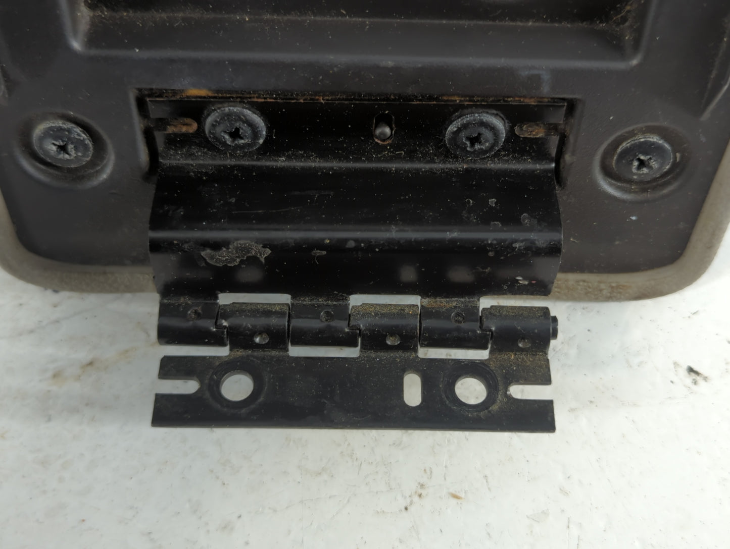 2005 Chevrolet Cobalt Center Console Armrest Cover Lid Fits OEM Used Auto Parts - Oemusedautoparts1.com