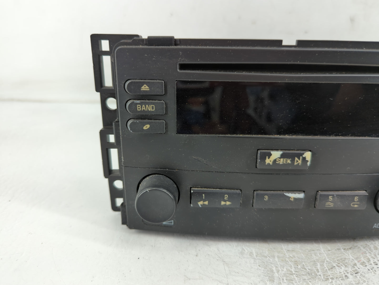 2005-2006 Chevrolet Cobalt Radio AM FM Cd Player Receiver Replacement P/N:15278465 Fits Fits 2005 2006 OEM Used Auto Parts -
