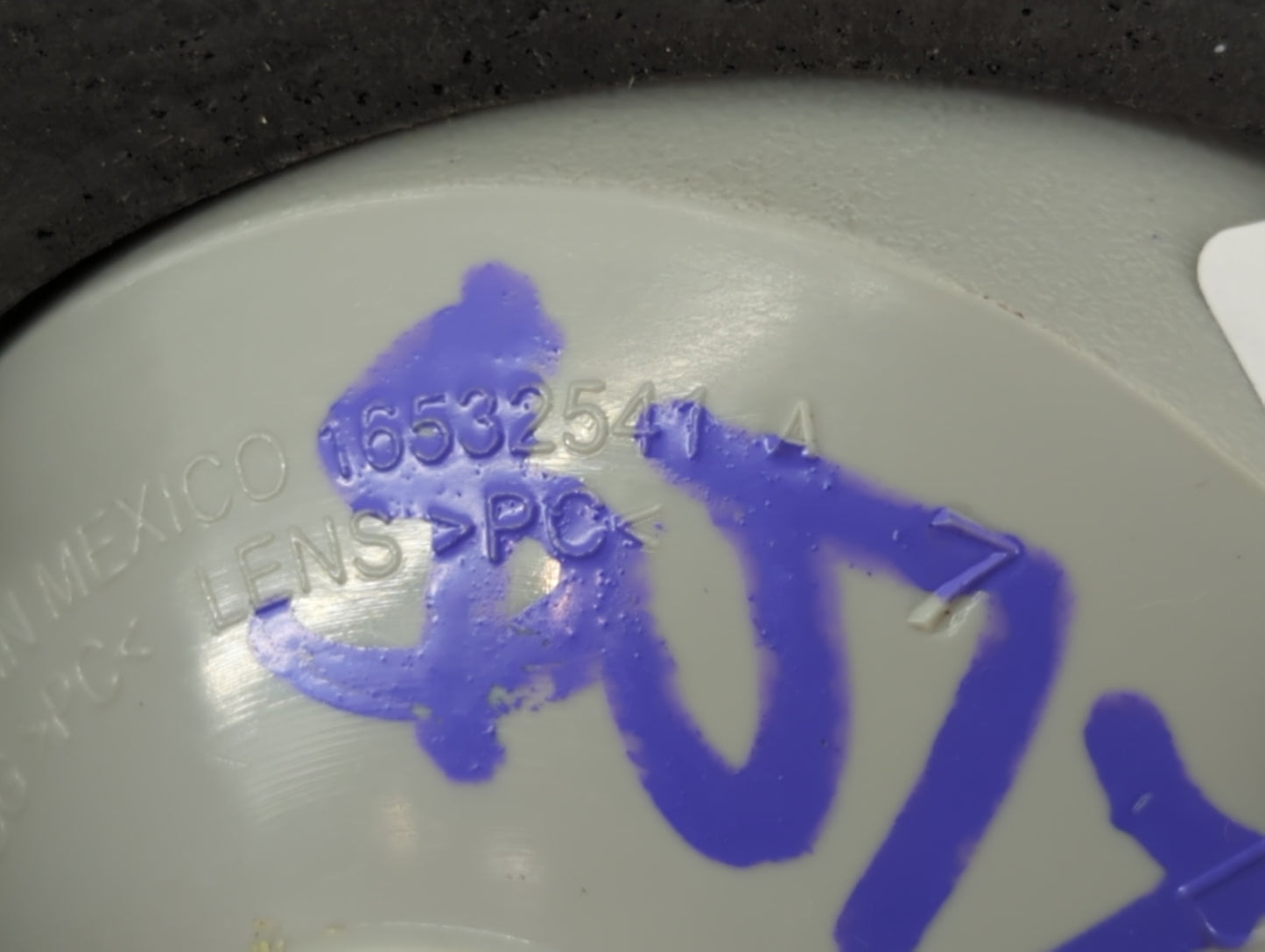 2005 Chevrolet Cobalt Tail Light Assembly Driver Left OEM P/N:15532541 16532531, 20861473 Fits Fits 2006 2007 2008 2009 2010