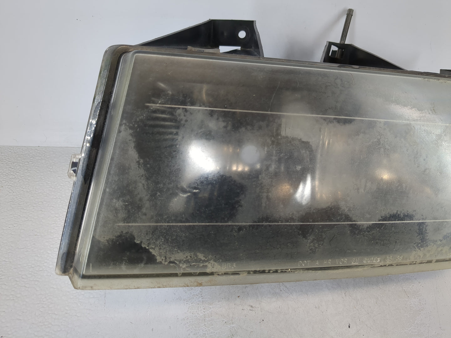 2004 Chevrolet Colorado Passenger Right Oem Head Light Headlight Lamp - Oemusedautoparts1.com
