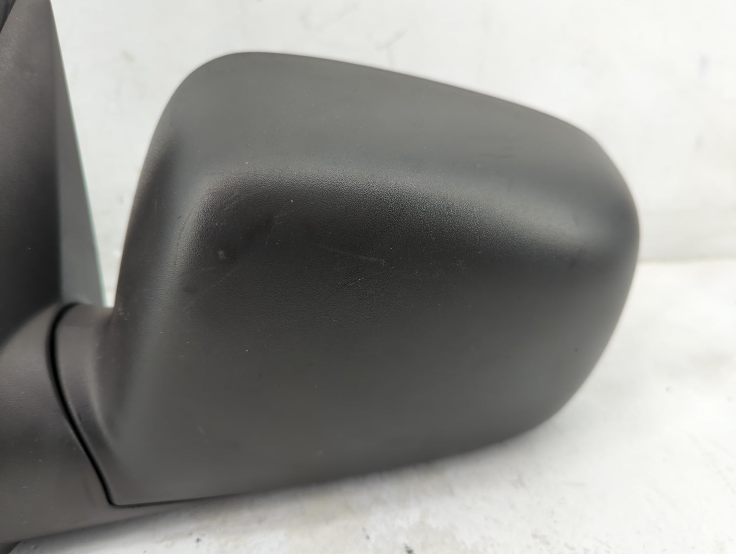 2004-2012 Chevrolet Colorado Driver Side View Mirror - Left Door Mirror OEM Used - Oemusedautoparts1.com