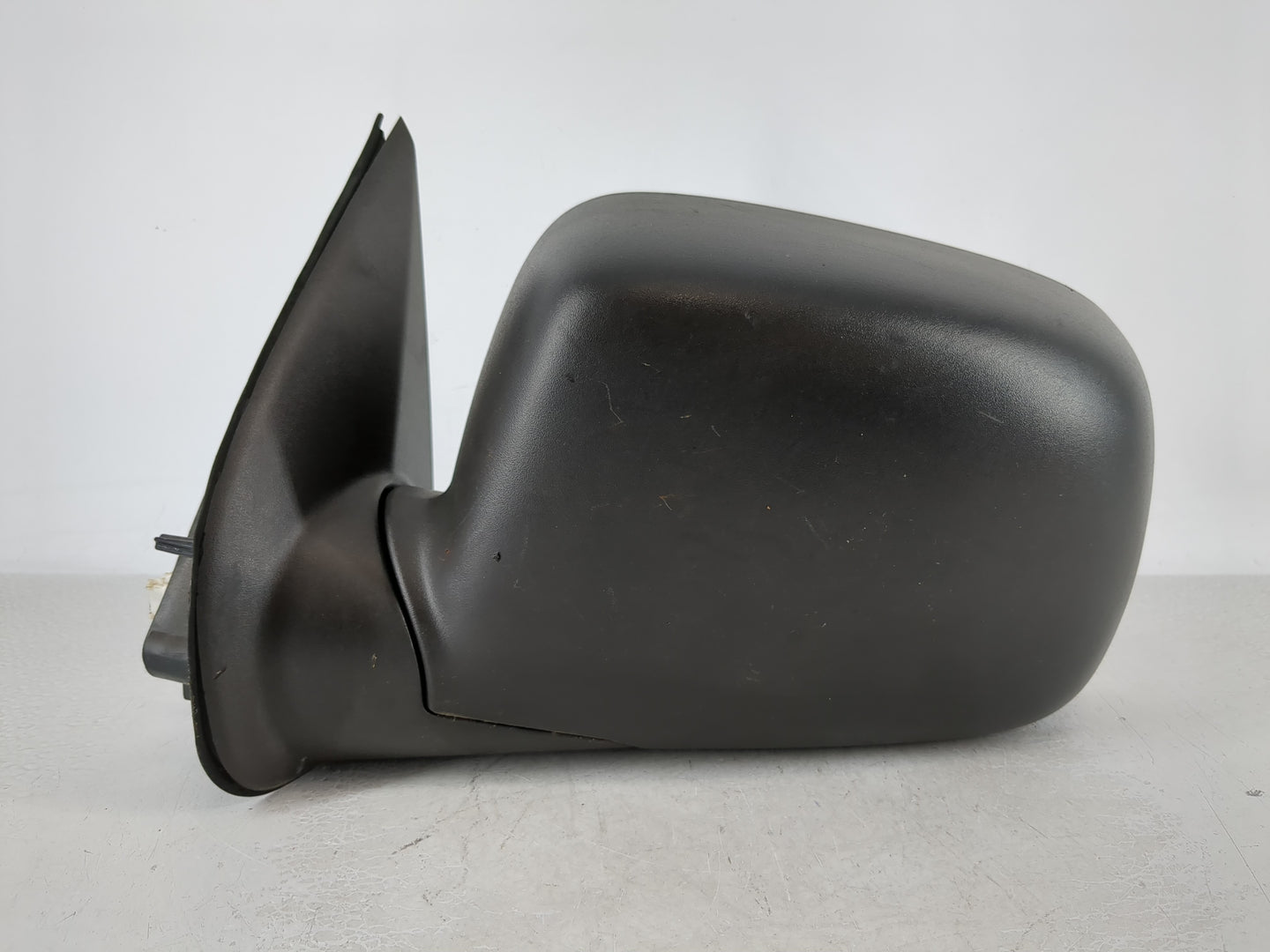 2004-2012 Chevrolet Colorado Driver Side View Mirror - Left Door Mirror OEM Used - Oemusedautoparts1.com