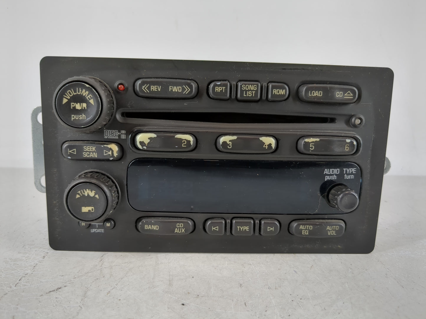 2005 Chevrolet Colorado Radio AM FM Cd Player Receiver Replacement P/N:10359577 Fits OEM Used Auto Parts - Oemusedautoparts1