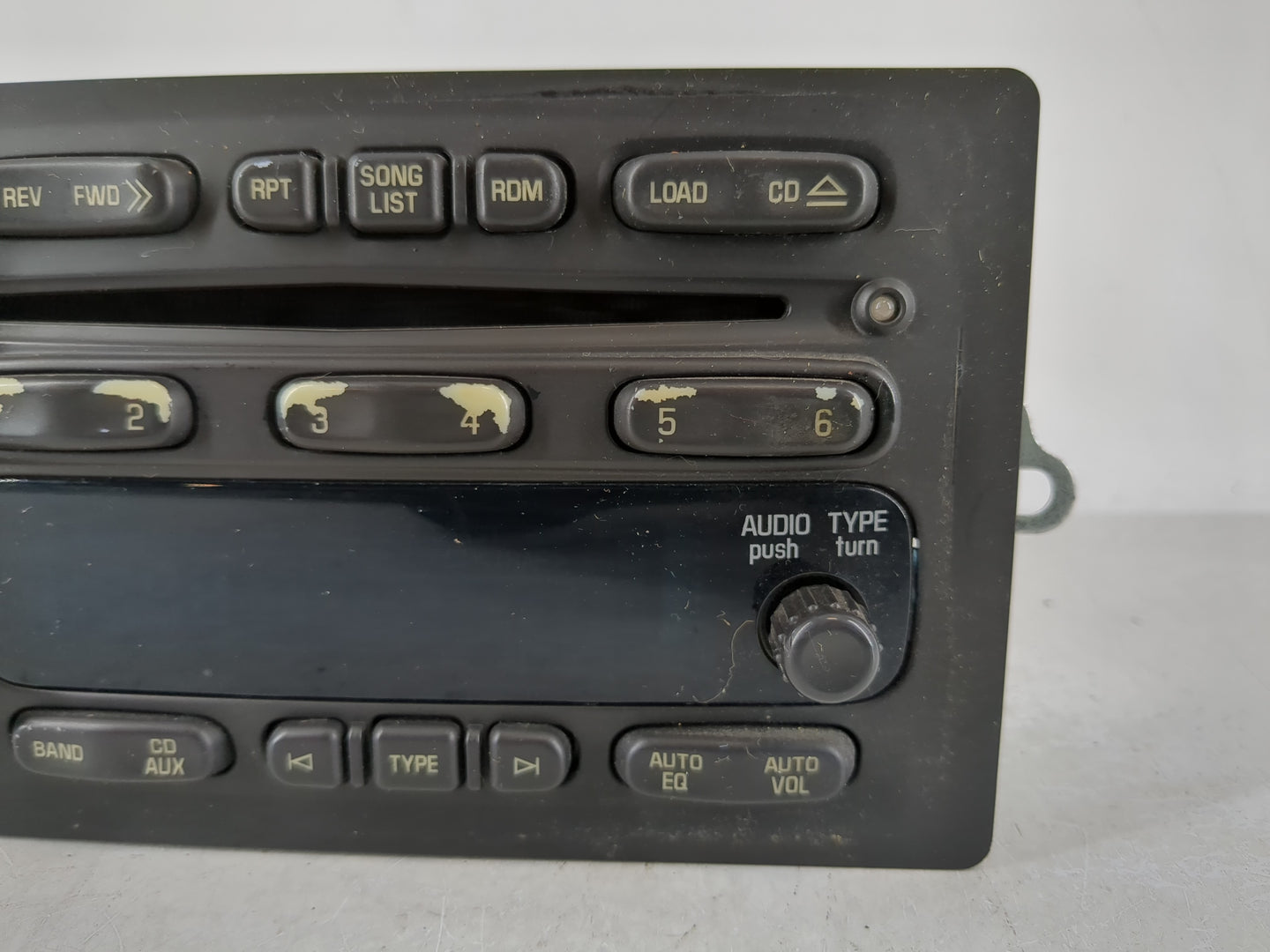 2005 Chevrolet Colorado Radio AM FM Cd Player Receiver Replacement P/N:10359577 Fits OEM Used Auto Parts - Oemusedautoparts1