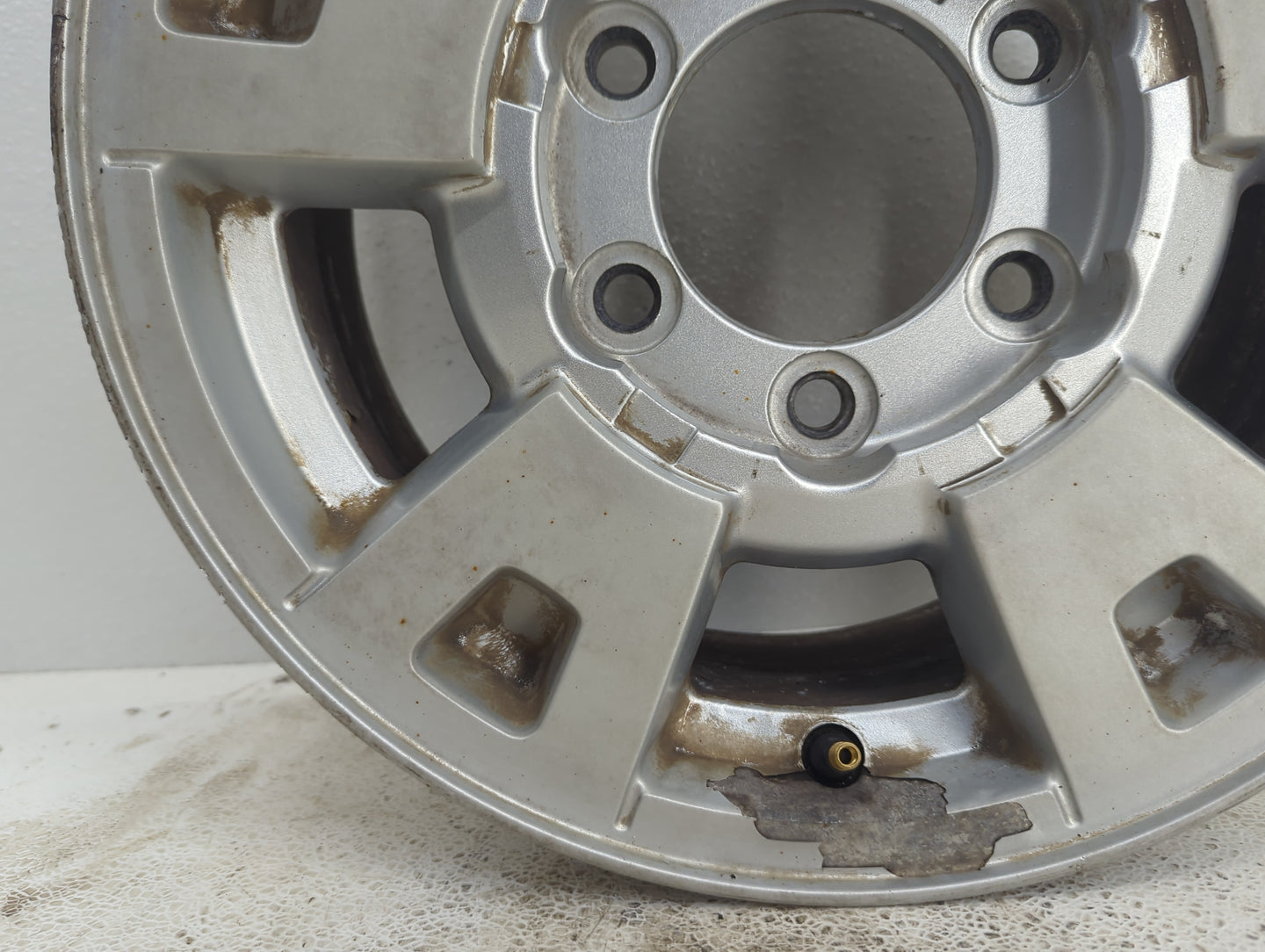 2004-2008 Chevrolet Colorado Oem Wheel Rim - Oemusedautoparts1.com