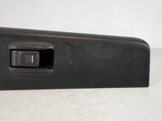 2004-2012 Chevrolet Colorado Master Power Window Switch Replacement Driver Side Left P/N:514633 Fits OEM Used Auto Parts