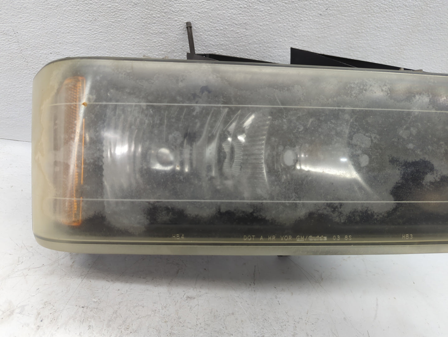 2004 Chevrolet Colorado Passenger Right Oem Head Light Headlight Lamp - Oemusedautoparts1.com