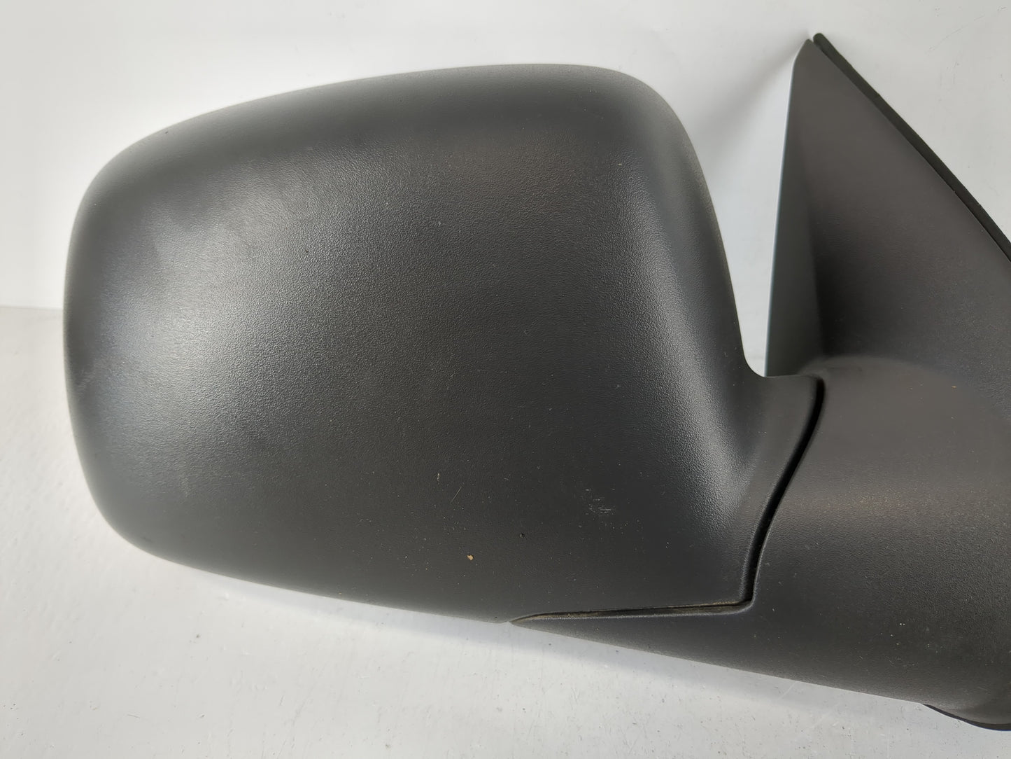 2004-2012 Chevrolet Colorado Passenger Side View Mirror - Right Door Mirror OEM Used - Oemusedautoparts1.com