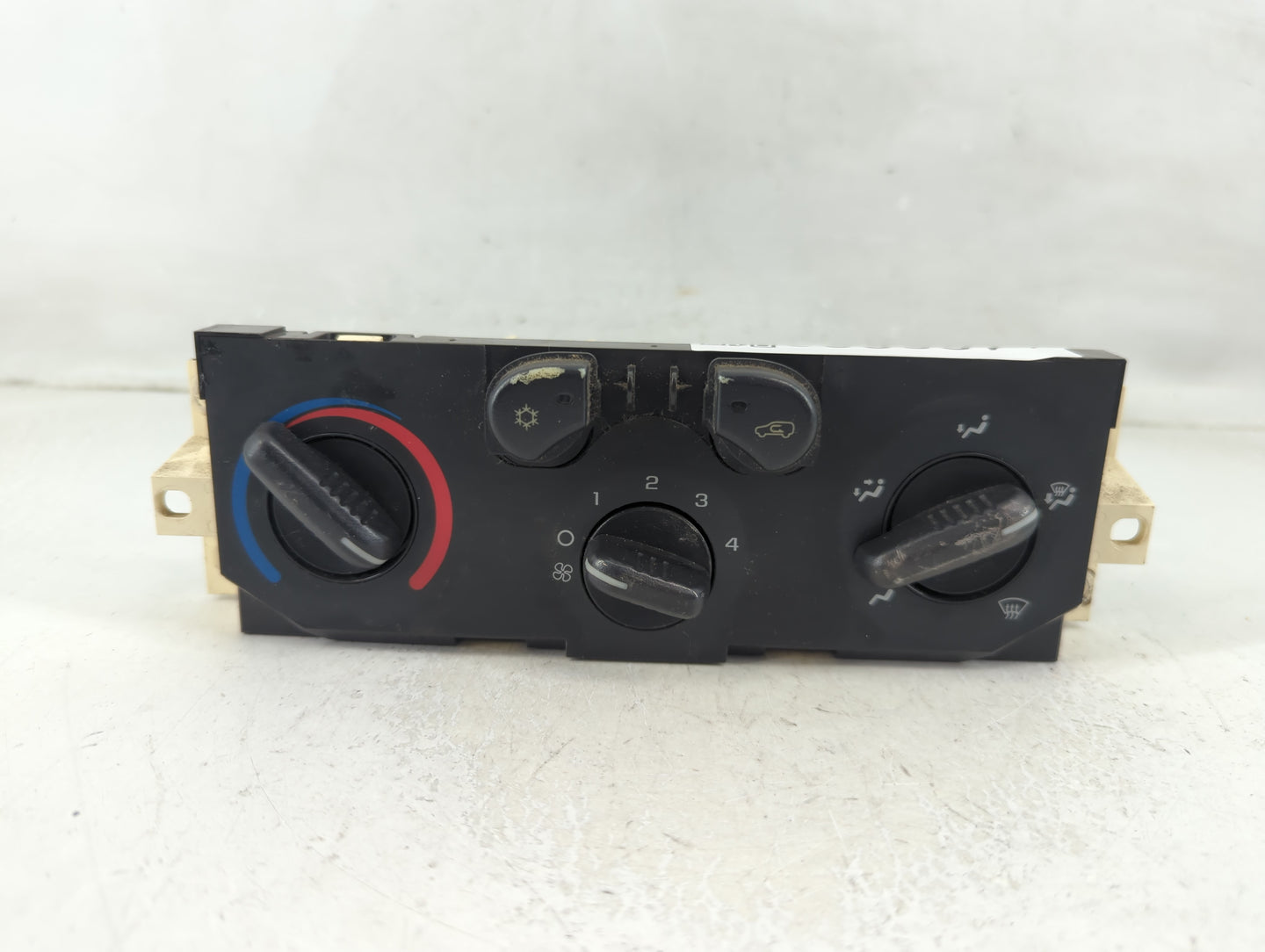 2004-2012 Chevrolet Colorado Climate Control Module Temperature AC/Heater Replacement P/N:15221922 15858833 Fits OEM Used Au