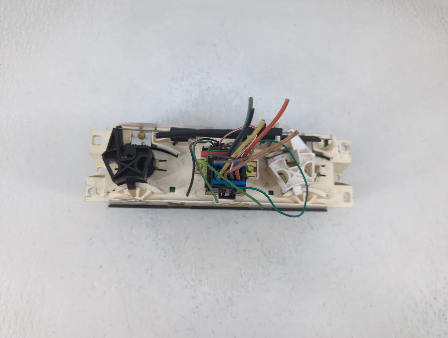 2004-2012 Chevrolet Colorado Climate Control Module Temperature AC/Heater Replacement P/N:15221922 15858833 Fits OEM Used Au