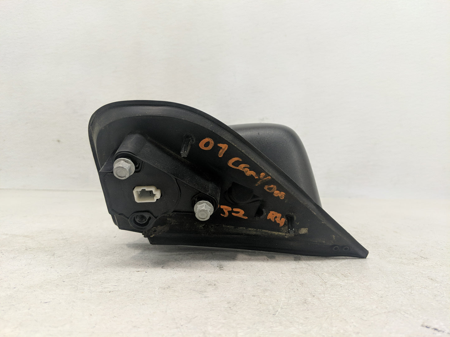 2004-2012 Chevrolet Colorado Side Mirror Replacement Passenger Right View Door Mirror Fits OEM Used Auto Parts - Oemusedauto