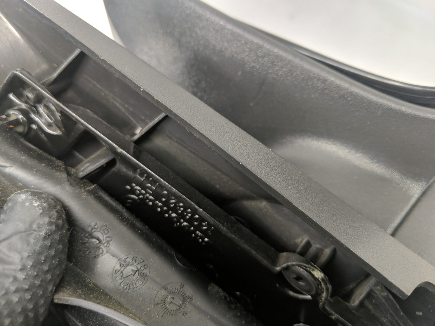 2004-2012 Chevrolet Colorado Side Mirror Replacement Passenger Right View Door Mirror Fits OEM Used Auto Parts - Oemusedauto