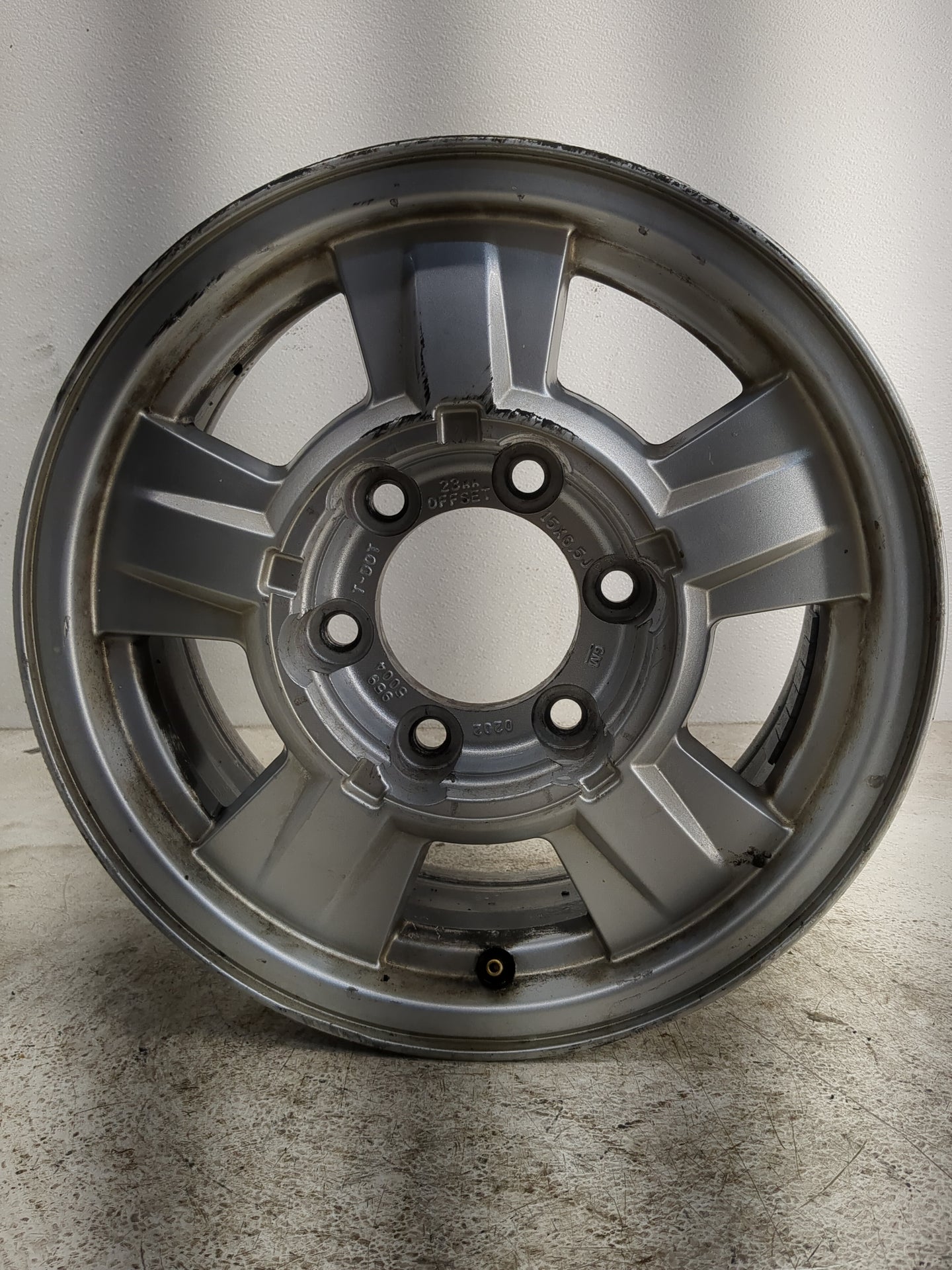 2004-2008 Chevrolet Colorado Oem Wheel Rim - Oemusedautoparts1.com