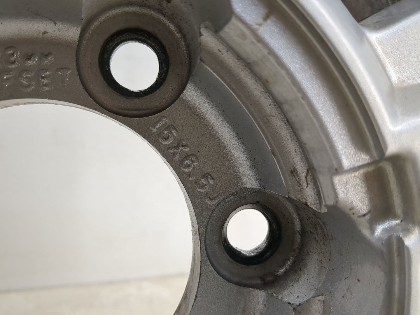 2004-2008 Chevrolet Colorado Oem Wheel Rim - Oemusedautoparts1.com