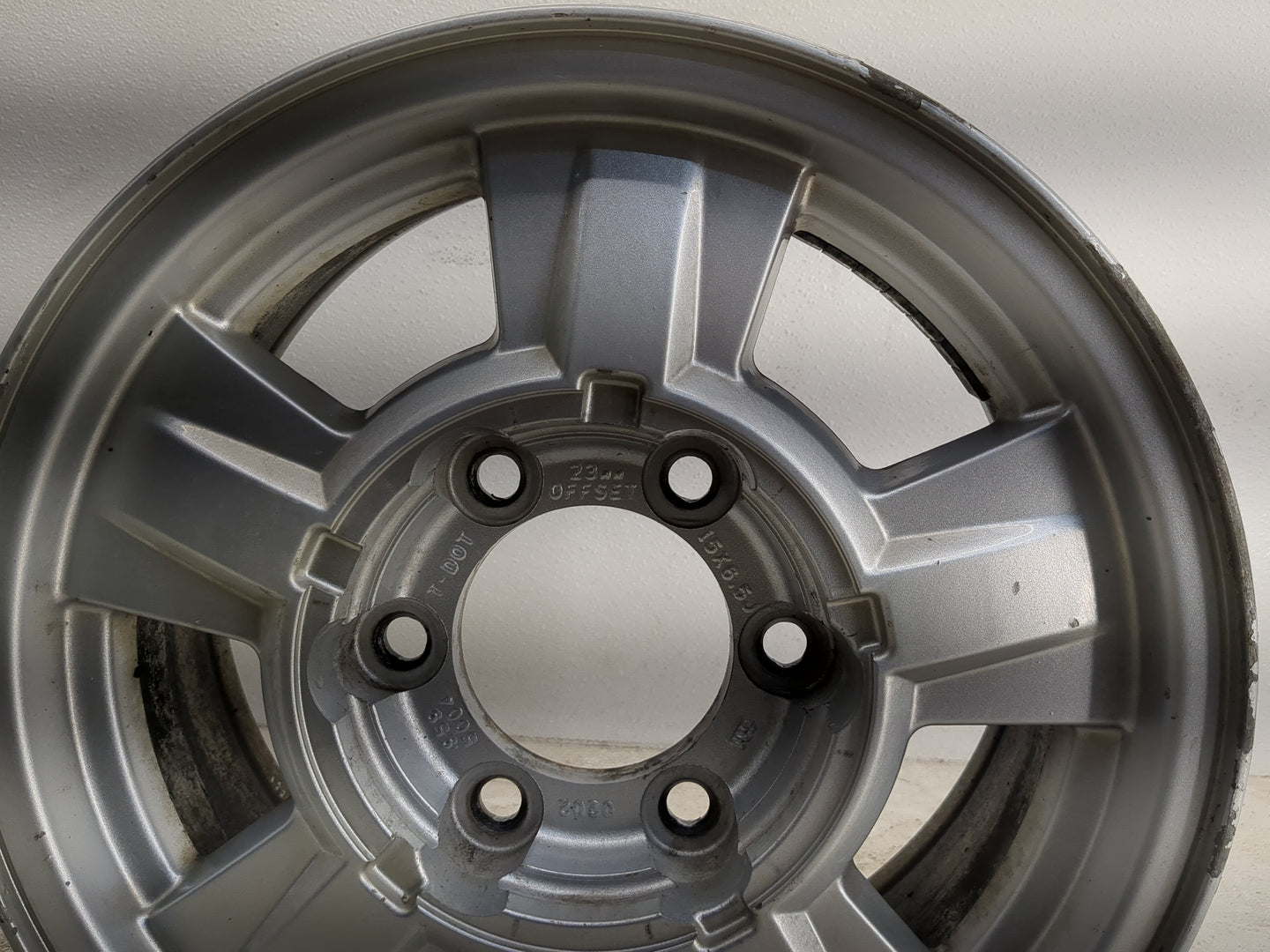 2004-2008 Chevrolet Colorado Oem Wheel Rim - Oemusedautoparts1.com